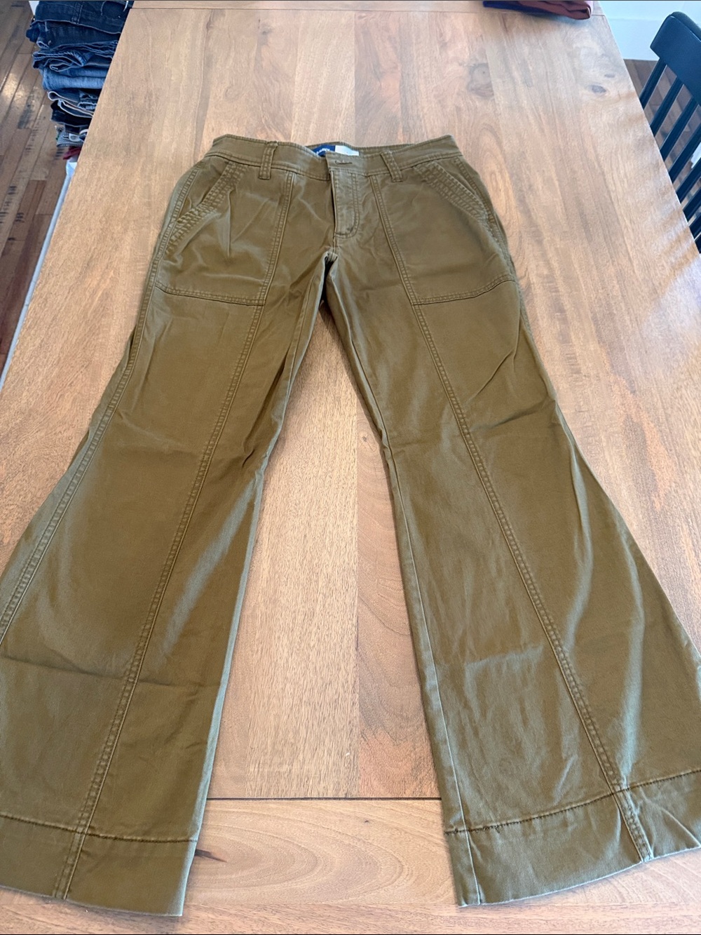 Old Navy 6P flare dress pants